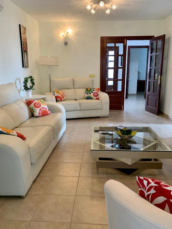 Lovely Villa Nico Playa Blanca, Hot Tub, Communal Pool ภายนอก รูปภาพ