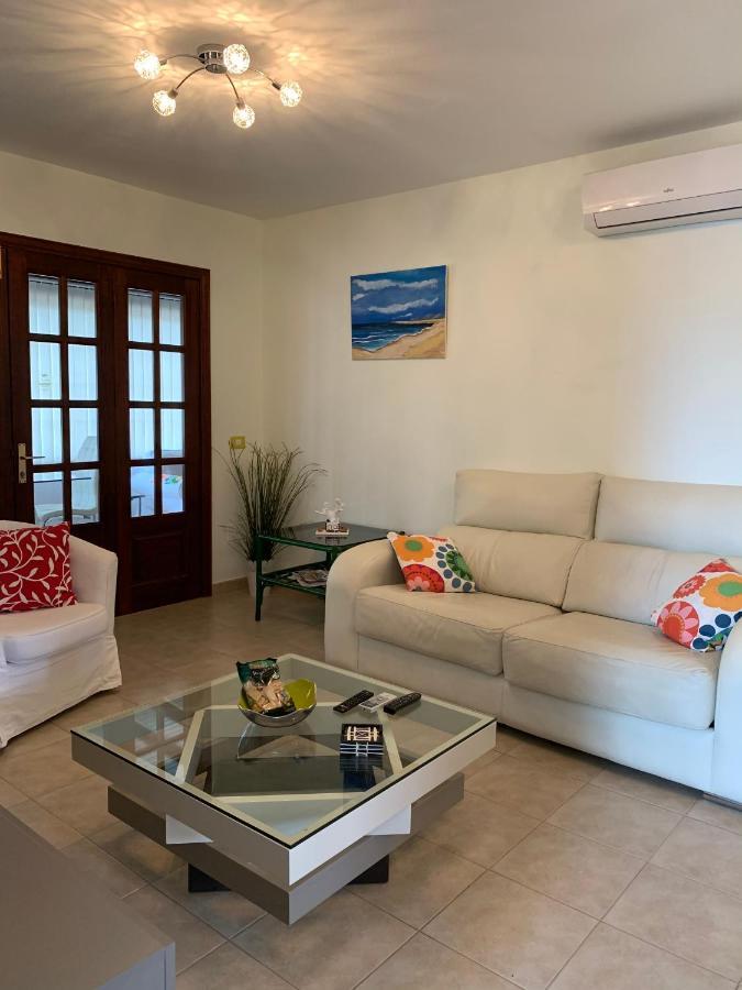 Lovely Villa Nico Playa Blanca, Hot Tub, Communal Pool ภายนอก รูปภาพ